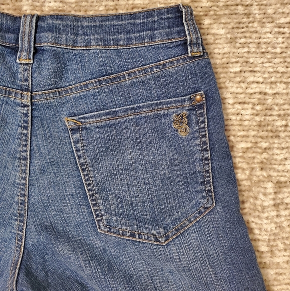 Jessica Simpson Vintage High Waisted Jean Shorts - Picture 5 of 8